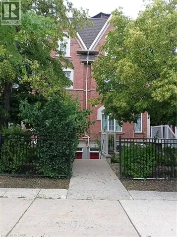 3055 Elmcreek Road Mississauga ON L5B 4J9