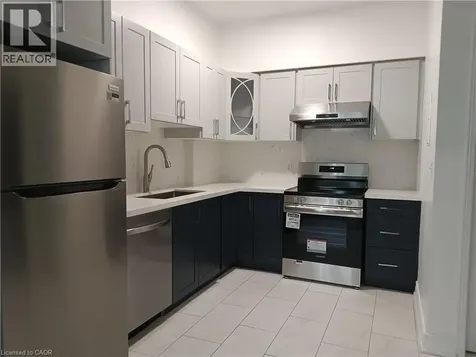 3055 Elmcreek Road Mississauga ON L5B 4J9