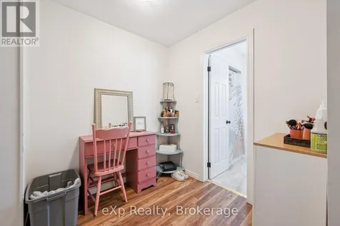 56 Bretz Avenue Cambridge ON N3C 2W9
