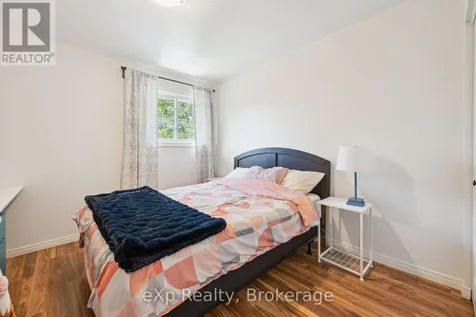 56 Bretz Avenue Cambridge ON N3C 2W9