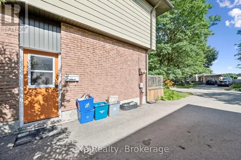 56 Bretz Avenue Cambridge ON N3C 2W9