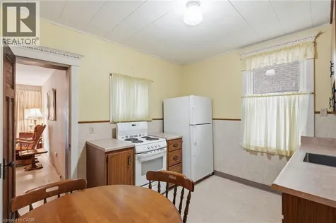 24 Cliff Avenue Hamilton ON L8V 2R9