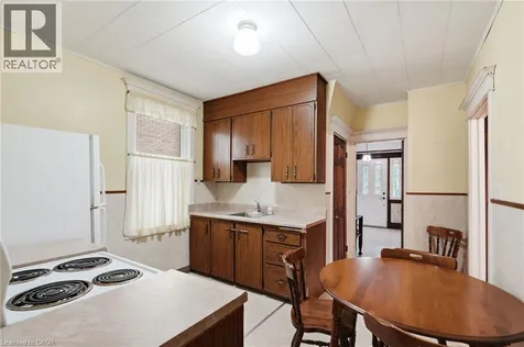 24 Cliff Avenue Hamilton ON L8V 2R9