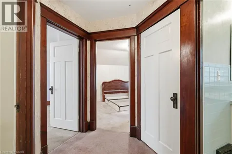 24 Cliff Avenue Hamilton ON L8V 2R9