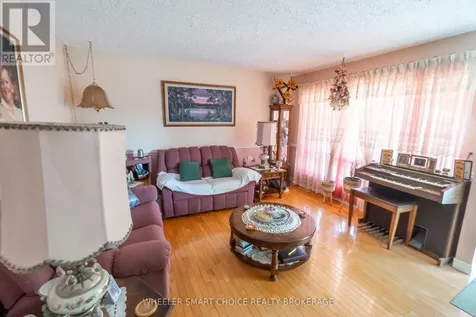 542 Anthony Street Cornwall ON K6H 5L4