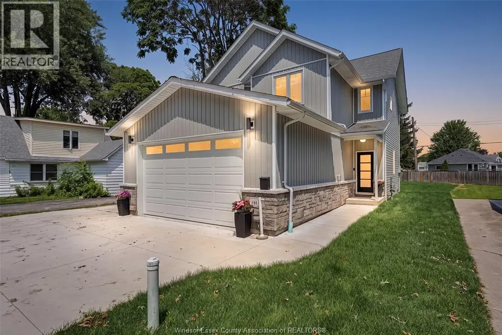295 George Street Amherstburg ON N9V 2G3