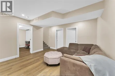 295 George Street Amherstburg ON N9V 2G3