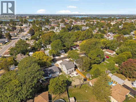 295 George Street Amherstburg ON N9V 2G3