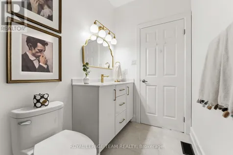 5553 Doctor Leach Drive Ottawa ON K4M 1L6