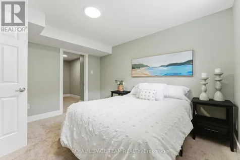 5553 Doctor Leach Drive Ottawa ON K4M 1L6