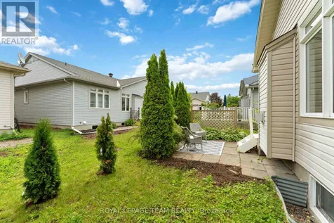 5553 Doctor Leach Drive Ottawa ON K4M 1L6