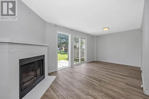 563 Parasol Court Ottawa ON K4A 2X2