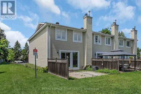 563 Parasol Court Ottawa ON K4A 2X2