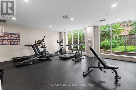131 Holland Avenue Ottawa ON K1Y 3A2