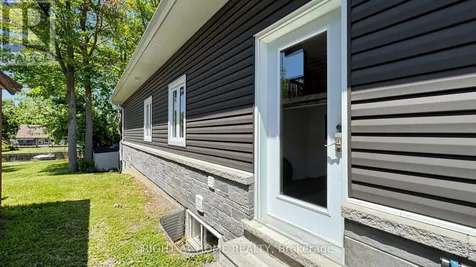 48 Ridge Avenue Ramara ON L0K 1B0