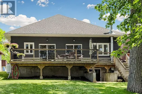 48 Ridge Avenue Ramara ON L0K 1B0