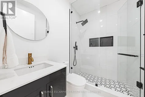 4511 Guelph Line Burlington ON L7P 0N3