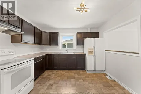1740 Jefferson Windsor ON N8T 2V7