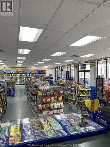 99 Talbot Street East Leamington ON N8H 1L4