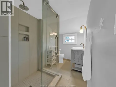 320 Lakeview Avenue Kingsville ON N9Y 2E3