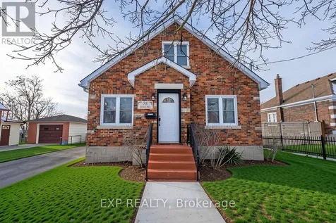 78 Terrace Hill Street Brantford ON N3R 1G1