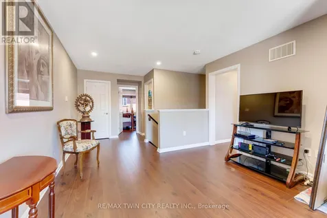 334 Apple Hill Crescent Kitchener ON N2R 0E5