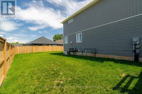 72 Trailview Drive East Tillsonburg ON N4G 0K1