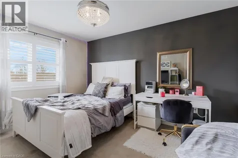 24 Brant Road Paris ON N3L 3E1