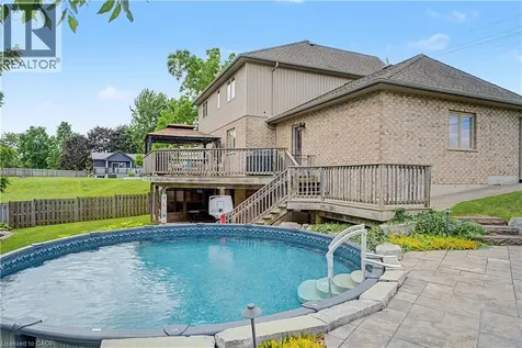 24 Brant Road Paris ON N3L 3E1