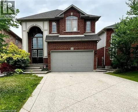 11 Armour Crescent Ancaster ON L9K 1S1