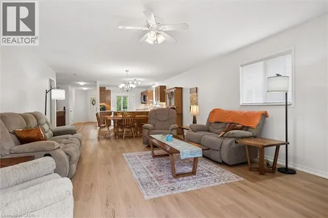 244 Fallowfield Drive Kitchener ON N2C 2T7