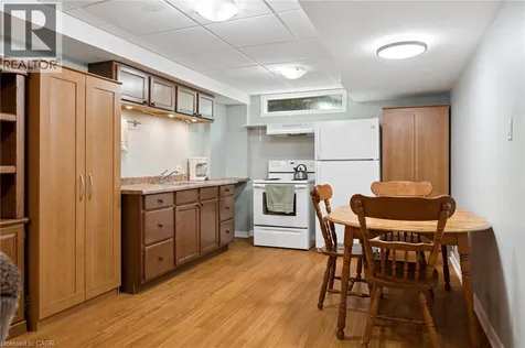 244 Fallowfield Drive Kitchener ON N2C 2T7
