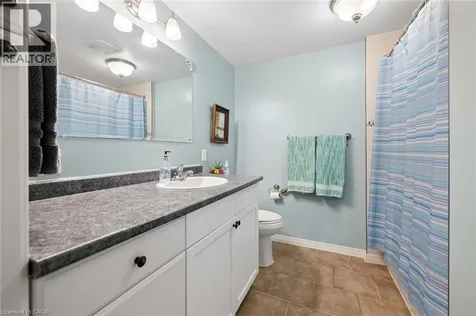 244 Fallowfield Drive Kitchener ON N2C 2T7