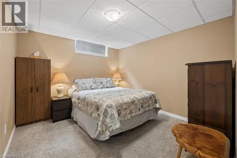 244 Fallowfield Drive Kitchener ON N2C 2T7