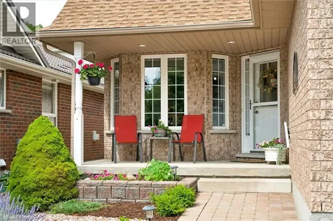244 Fallowfield Drive Kitchener ON N2C 2T7