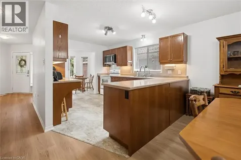 244 Fallowfield Drive Kitchener ON N2C 2T7