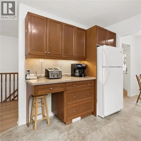 244 Fallowfield Drive Kitchener ON N2C 2T7