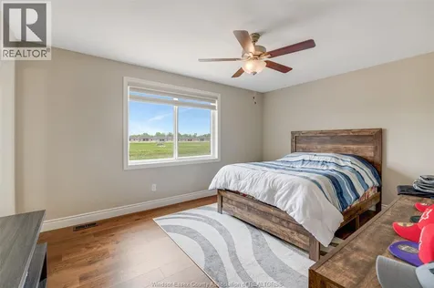 111 Kingsbridge Drive Amherstburg ON N9V 0G3