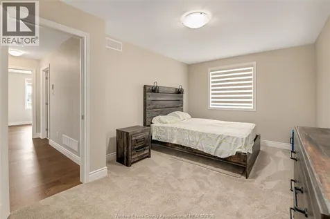 111 Kingsbridge Drive Amherstburg ON N9V 0G3