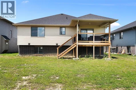 111 Kingsbridge Drive Amherstburg ON N9V 0G3