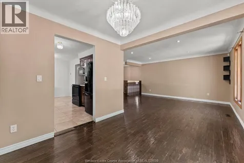 9688 Chestnut Drive Windsor ON N8R 1G8