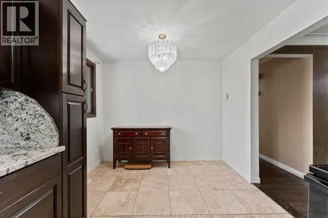 9688 Chestnut Drive Windsor ON N8R 1G8