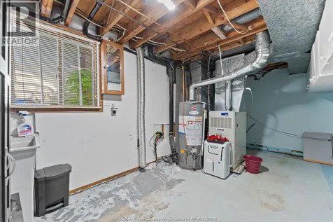 9688 Chestnut Drive Windsor ON N8R 1G8