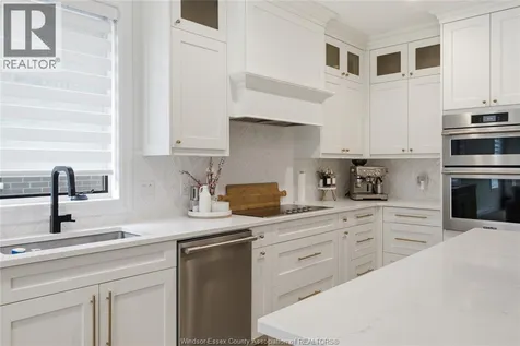 299 Xavier Circle Lakeshore ON N8N 0J3