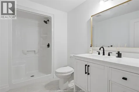 299 Xavier Circle Lakeshore ON N8N 0J3