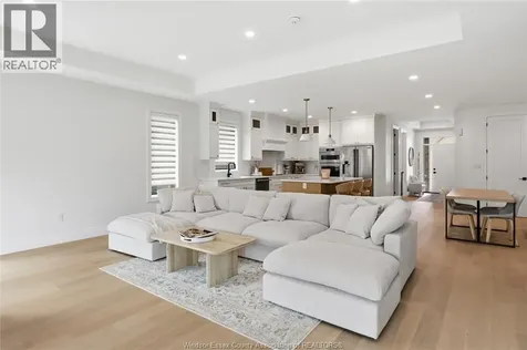 299 Xavier Circle Lakeshore ON N8N 0J3