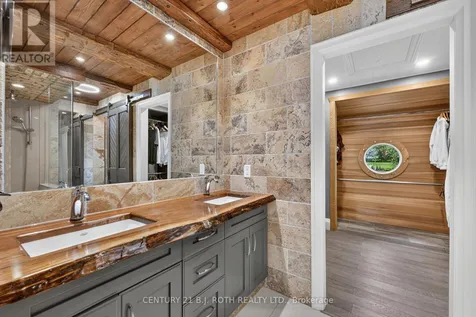 9 Barrie Terrace Oro-medonte ON L4M 1E8