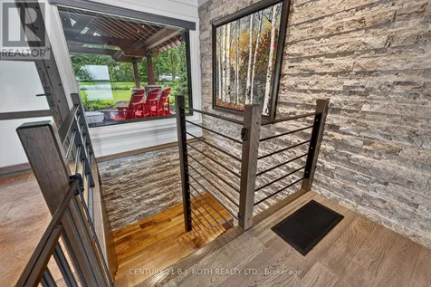 9 Barrie Terrace Oro-medonte ON L4M 1E8
