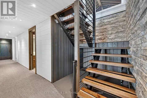 9 Barrie Terrace Oro-medonte ON L4M 1E8