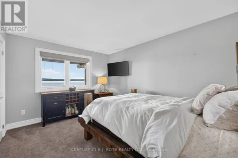 9 Barrie Terrace Oro-medonte ON L4M 1E8